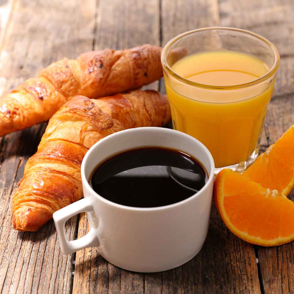 Petit déjeuner sur votre camping à Chalonnnnnn sur Saône